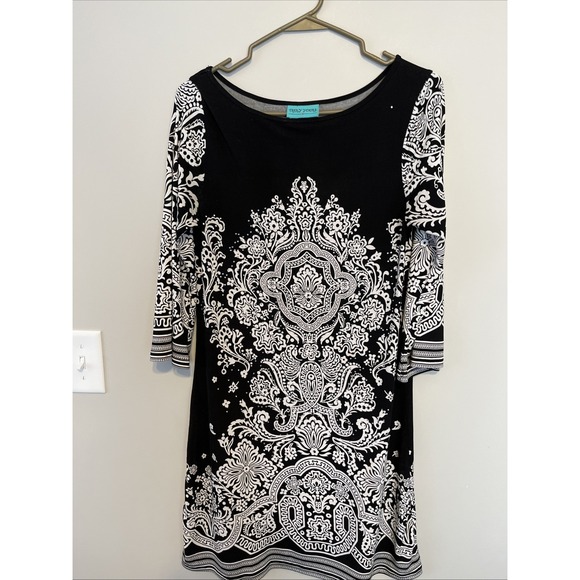 Truly Yours Sport Dresses & Skirts - Truly Yours Sport Sparkly Black Midi Dress Medium